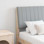 Casa si Gradina - Mobilier - Paturi si accesorii - Accesorii paturi - Tablie de pat tapitata Gri deschis 135 cm Lemn de pin masiv - Infinity.ro