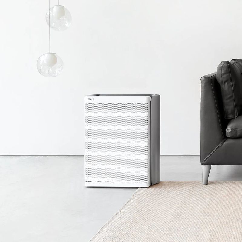 Electronice si Electrocasnice - Climatizare si sisteme de incalzire - Aparate filtrare aer - Purificatoare de aer - Purificator de aer Smart Levoit EverestAir Wi-Fi, Filtru True HEPA, 100 m², Flux de Aer Multidirectional, Mod Auto - Infinity.ro
