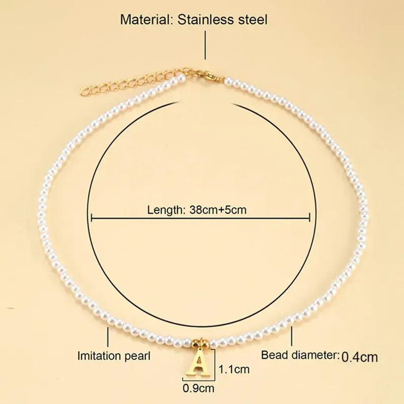 Fashion, accesorii si bijuterii - Femei - Bijuterii femei - Coliere femei - Colier din perle cu litere - Q - Infinity.ro