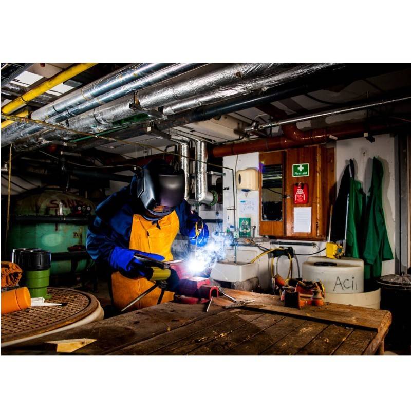 Casa si Gradina - Constructii - Scule electrice si accesorii - Accesorii aparate de sudura - Masca de protectie pentru sudura, PW65, cu cristale lichide optoelectronica BizWeld Plus - Infinity.ro
