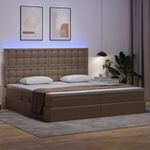 Casa si Gradina - Mobilier - Paturi si accesorii - Paturi - Pat cu lumini cu banda LED Cappuccino 200 x 200 cm PVC - Infinity.ro
