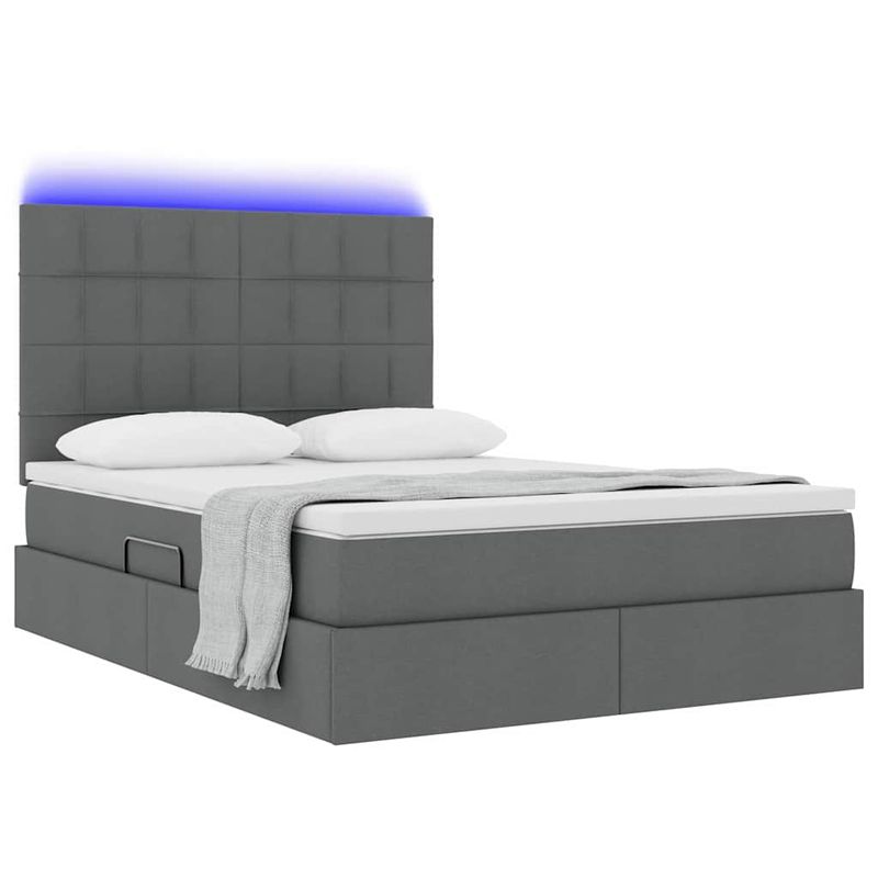 Casa si Gradina - Mobilier - Paturi si accesorii - Paturi - Pat cu lumini cu banda LED Gri inchis 140 x 200 cm tesatura - Infinity.ro