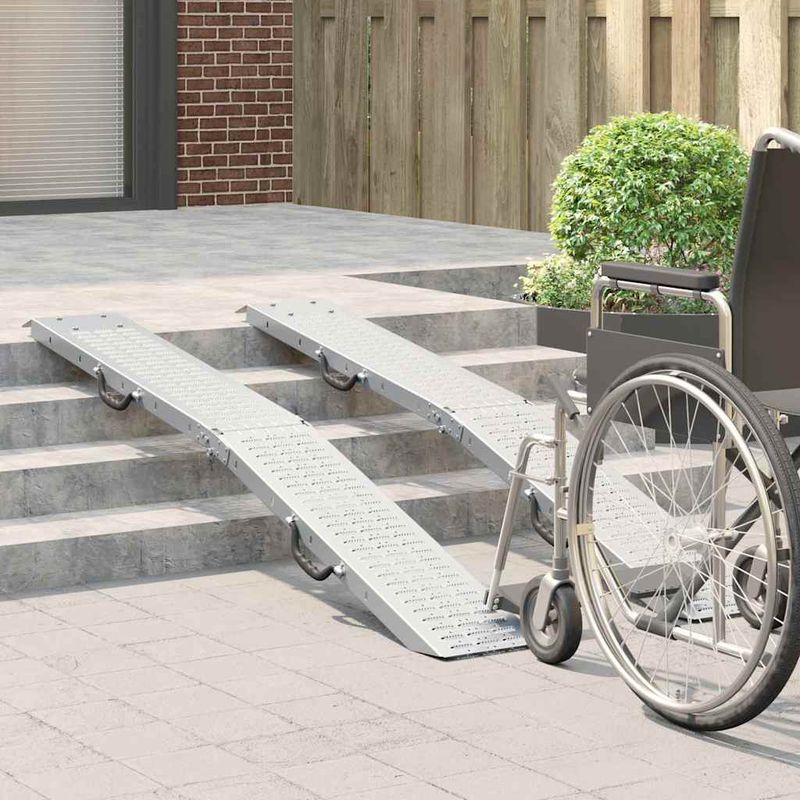 Auto si Moto - Remorci si platforme auto - Rampa de Incarcare 2 pcs Argintiu 185 x 22,5 x 4,5 cm - Infinity.ro