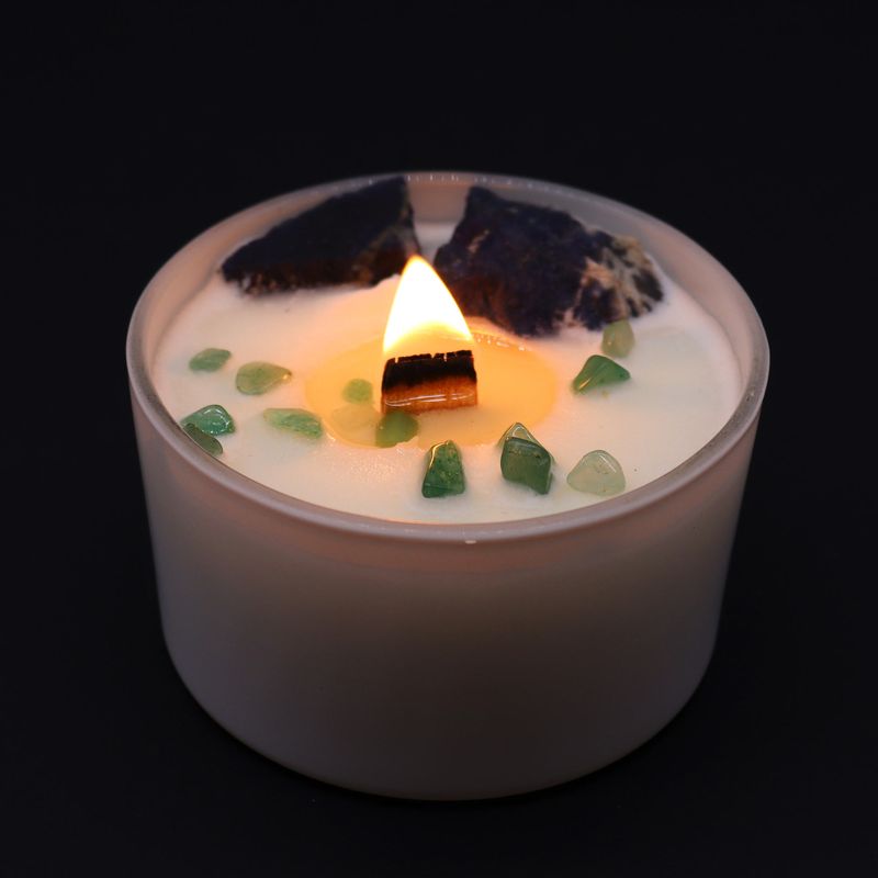 Casa si Gradina - Decoratiuni - Aromaterapie si lumanari - Lumanari si candele - Lumanare din ceara de soia cu cristale naturale | Chakra 5 Vishuddha - Infinity.ro
