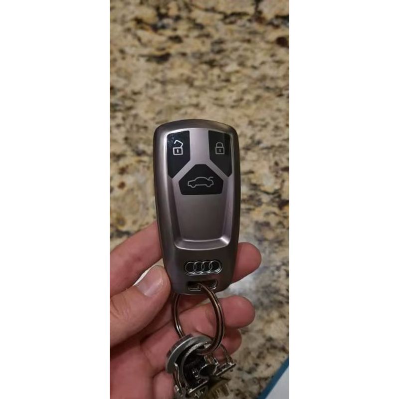 Auto si Moto - Electrice auto - Alte accesorii electrice auto - Husa pentru cheie Audi A4 B9 A5 A6 8S 8W Q5 Q7 4M S4 S5 S7 TT TTS TFSI RS - Infinity.ro