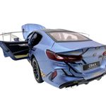 Jucarii, Copii si Bebe - Jucarii si jocuri - Vehicule si jucarii cu telecomanda - Masinute - Macheta BMW M8 Gran Coupe albastru MHB 800 1:32 replica metal lumini si sunete, fum, usi deschise - Infinity.ro