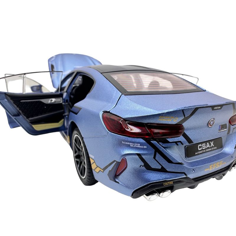 Jucarii, Copii si Bebe - Jucarii si jocuri - Vehicule si jucarii cu telecomanda - Masinute - Macheta BMW M8 Gran Coupe albastru MHB 800 1:32 replica metal lumini si sunete, fum, usi deschise - Infinity.ro
