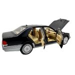 Jucarii, Copii si Bebe - Jucarii si jocuri - Vehicule si jucarii cu telecomanda - Masinute - Macheta Mercedes-Benz W140 S320 Clasa S negru 1:24 metal cu lumini, sunete usi capota si portbagaj deschise - Infinity.ro