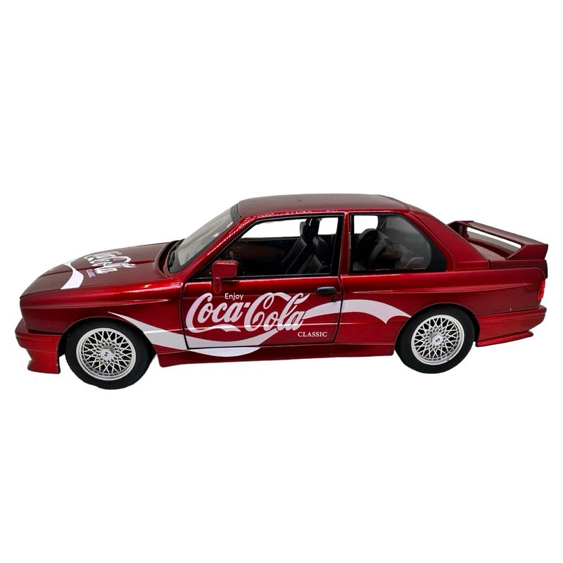 Jucarii, Copii si Bebe - Jucarii si jocuri - Vehicule si jucarii cu telecomanda - Masinute - Macheta BMW E30 M3 Coca-Cola 1:24 replica metal lumini si sunete, deschide usile si capotele - Infinity.ro