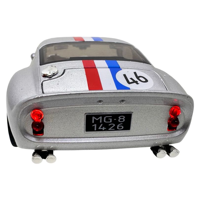 Jucarii, Copii si Bebe - Jucarii si jocuri - Vehicule si jucarii cu telecomanda - Masinute - Macheta clasica de curse Ferrari Dino argintiu #46, replica metal scara 1:32 cu lumini, sunete si usi deschise - Infinity.ro