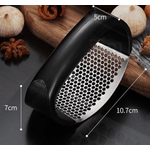 Casa si Gradina - Bucatarie si vesela - Ustensile bucatarie - Prese si storcatoare manuale - Presa Metalica Manuala cu Maner pentru pisat Usturoi, 10.7x5x7cm, THK® - Infinity.ro