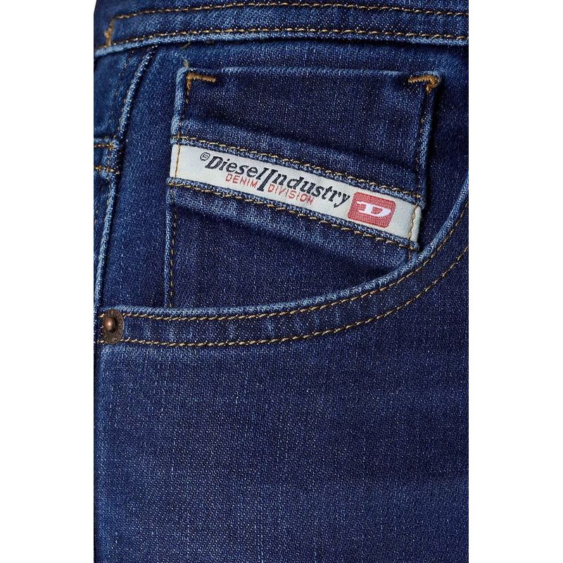 Fashion, accesorii si bijuterii - Femei - Imbracaminte femei - Pantaloni femei - Blugi dama Diesel Super Skinny 1984 Slandy-High W28-L30 US Albastru - Infinity.ro