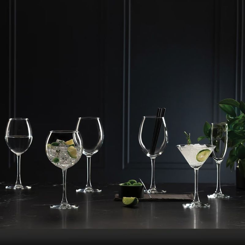 Casa si Gradina - Bucatarie si vesela - Cani si pahare - Pahare - Pahar martini 230ml, sticla, PASABAHCE Enoteca - Infinity.ro