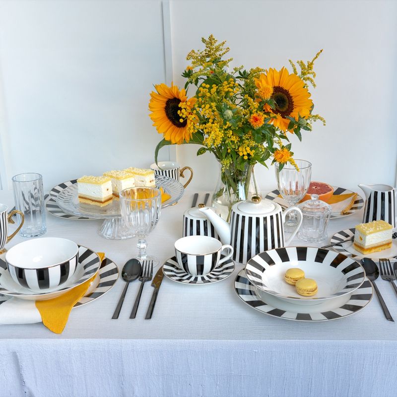 Casa si Gradina - Bucatarie si vesela - Vesela si tacamuri - Farfurii si boluri - Farfurie adanca AMBITION Ribs, 23cm, portelan, dungi - Infinity.ro