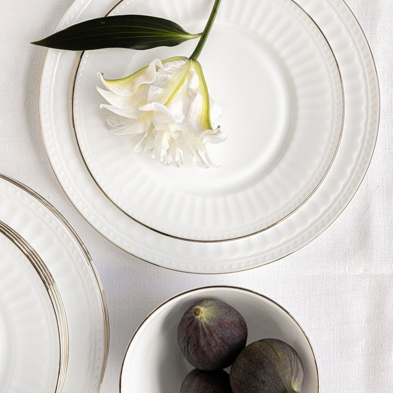 Casa si Gradina - Bucatarie si vesela - Vesela si tacamuri - Farfurii si boluri - Farfurie plata AMBITION Palazzo, 25cm, sticla opal, alb - Infinity.ro