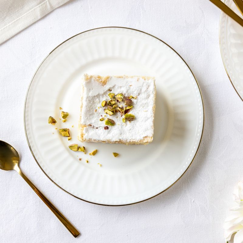 Casa si Gradina - Bucatarie si vesela - Vesela si tacamuri - Farfurii si boluri - Farfurie desert AMBITION Palazzo, 20cm, sticla opal, alb - Infinity.ro