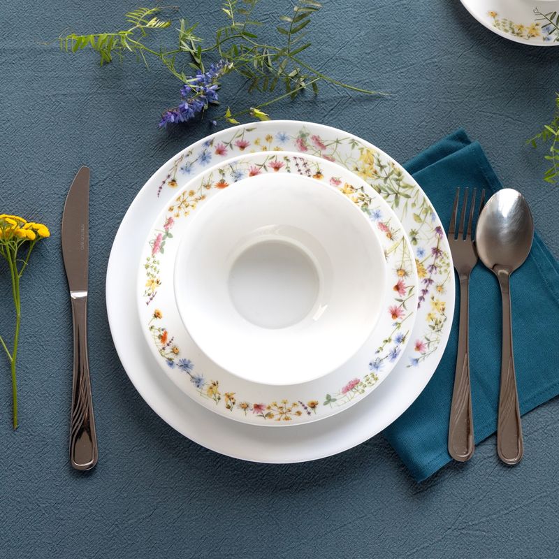 Casa si Gradina - Bucatarie si vesela - Vesela si tacamuri - Farfurii si boluri - Bol mediu AMBITION Bloom, 17cm, sticla opal, model floral - Infinity.ro