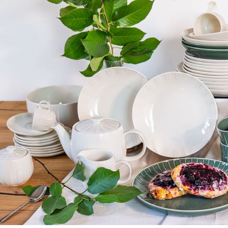 Casa si Gradina - Bucatarie si vesela - Vesela si tacamuri - Platouri de bucatarie - Platou oval AMBITION Ligne, 30x22.5cm, portelan, alb - Infinity.ro