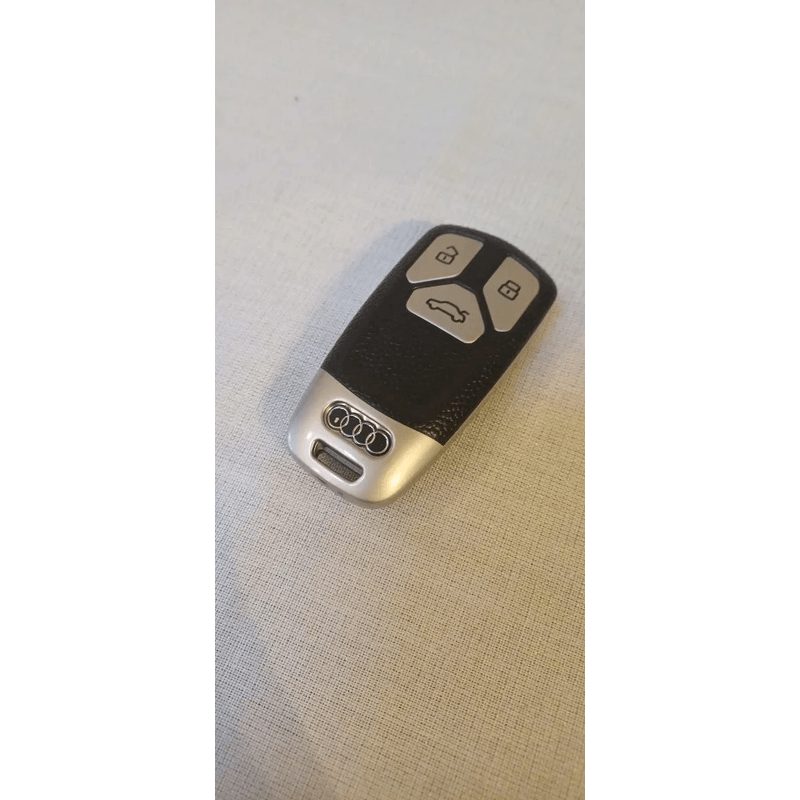 Auto si Moto - Electrice auto - Alte accesorii electrice auto - Husa pentru cheie Audi A4 B9 A5 A6L A6 S4 S5 S7 8W Q7 4M Q5 TT TTS RS 2016 2017 - Infinity.ro