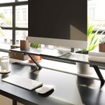 Casa si Gradina - Mobilier - Mese si birouri - Birouri - Birou in forma de L cu suport pentru monitor, cadru metalic, 140x130x76cm, negru - Infinity.ro