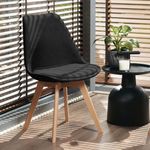Casa si Gradina - Mobilier - Scaune si fotolii - Scaune - Scaun dining tapitat, ALTA, Jumi, din tesatura neagra si picioare lemn de fag - Infinity.ro