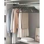 Casa si Gradina - Mobilier - Organizare si depozitare - Umerase si valeti - Set de 20 de umerase pentru haine, anti-alunecare cu catifea, bara de cravata si carlig pivotant, 43,5 cm, gri - Infinity.ro