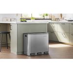 Casa si Gradina - Mobilier - Organizare si depozitare - Cosuri de gunoi - Cos de gunoi din inox cu 3 compartimente colectare selectiva, cu galeti interioare, 3x18litri, argintiu si negru - Infinity.ro