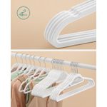Casa si Gradina - Mobilier - Organizare si depozitare - Umerase si valeti - Set de 50 de umerase pentru haine, anti-alunecare cu catifea, bara de cravata si carlig pivotant, 43,5 cm, alb - Infinity.ro