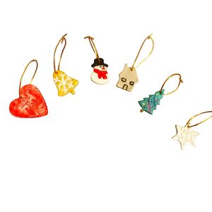 Set 5+1 ornamente brad Craciun, din pasta de modelaj, handmade, multicolor