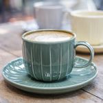 Casa si Gradina - Bucatarie si vesela - Cani si pahare - Cani si cesti - Ceasca AMBITION Ligne, 280ml, portelan, verde - Infinity.ro