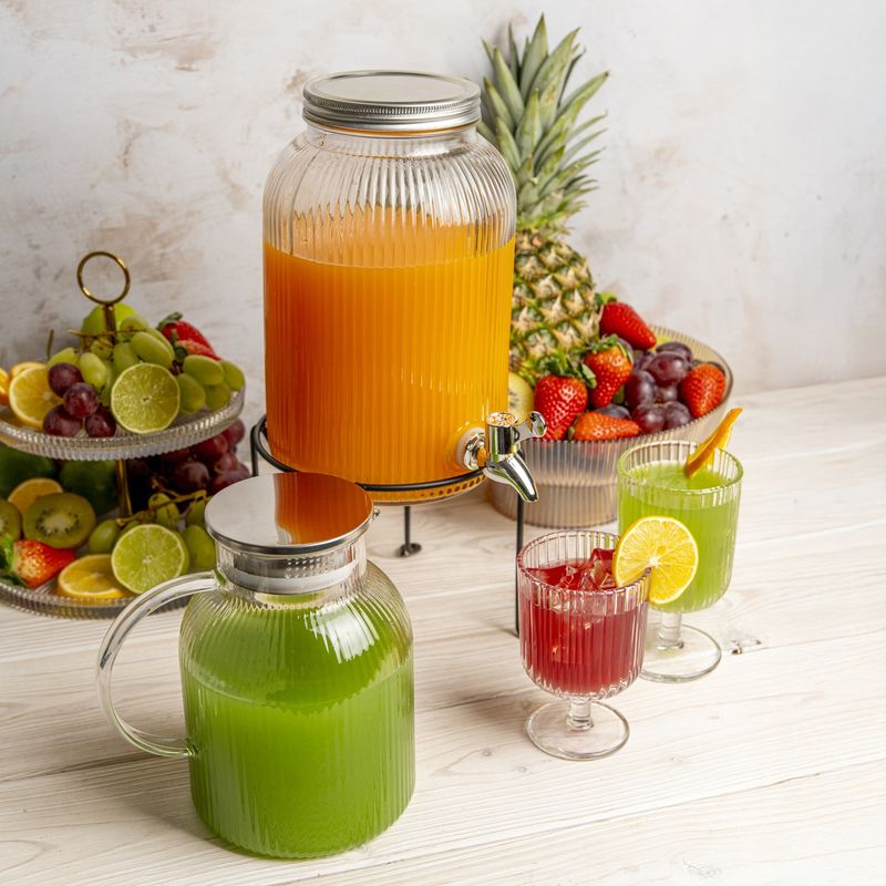 Casa si Gradina - Bucatarie si vesela - Accesorii bar - Carafe si decantoare - Carafa AMBITION Curly, 1.3L, sticla, capac metalic - Infinity.ro