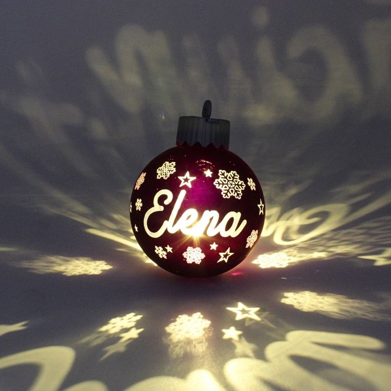Casa si Gradina - Decoratiuni - Decoratiuni de sezon - Glob de Craciun, cu led, culoarea roz, mesaj „Elena" - Infinity.ro