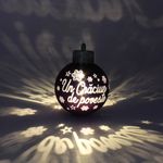 Casa si Gradina - Decoratiuni - Decoratiuni de sezon - Glob de Craciun, cu led, culoarea mov, mesaj „Un Craciun de Poveste" - Infinity.ro
