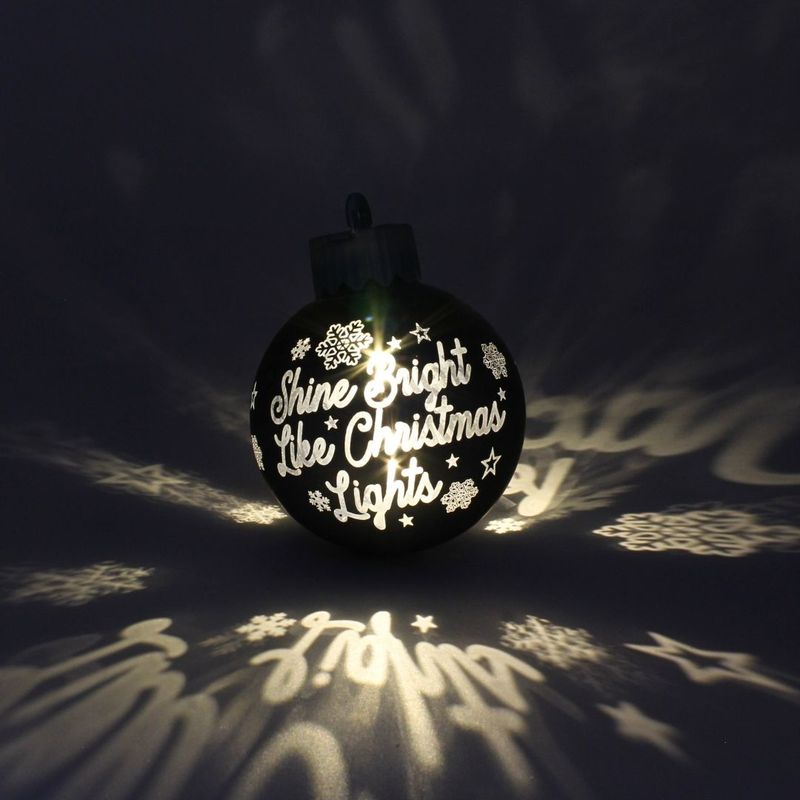 Casa si Gradina - Decoratiuni - Decoratiuni de sezon - Glob de Craciun, cu led, culoarea gri, mesaj „Shine Bright Like Christmas Lights" - Infinity.ro