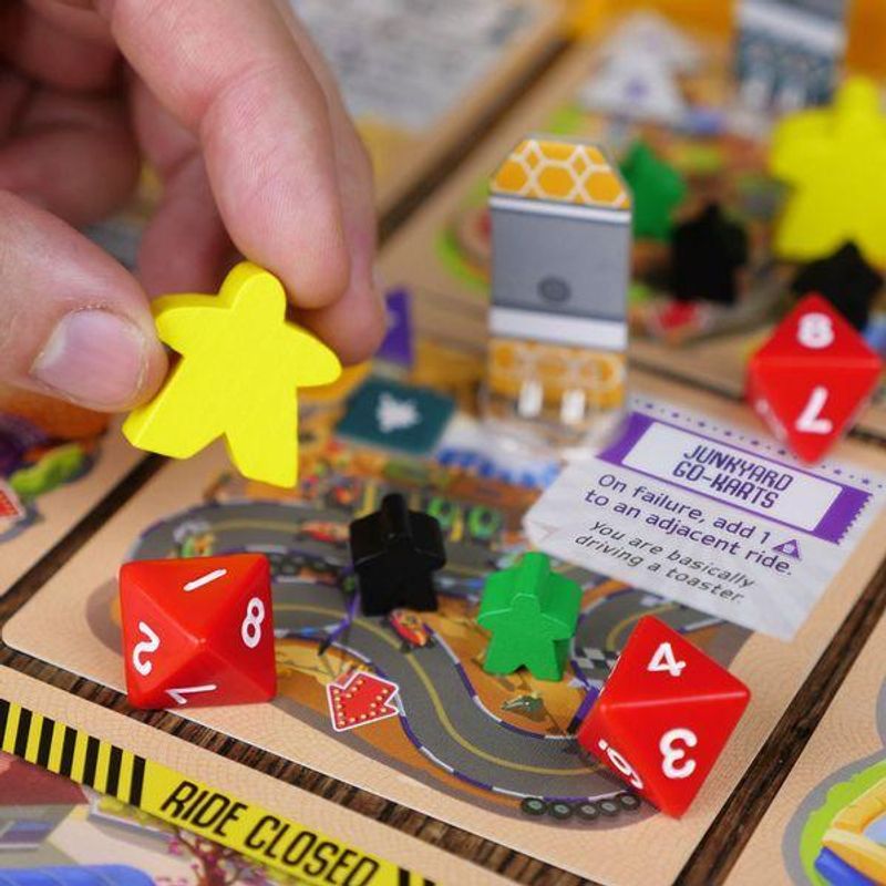 Jucarii, Copii si Bebe - Jucarii si jocuri - Jocuri si puzzle - Jocuri de societate - Joc de societate Danger Park - Infinity.ro