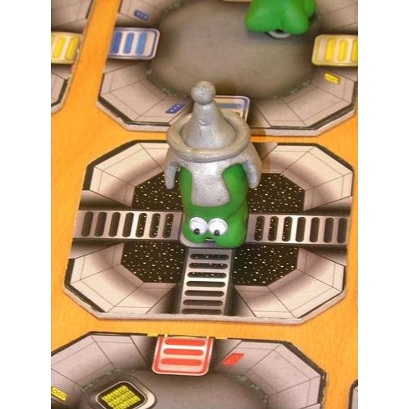 Jucarii, Copii si Bebe - Jucarii si jocuri - Jocuri si puzzle - Jocuri de societate - Joc de societate Board game Space Maze - Infinity.ro