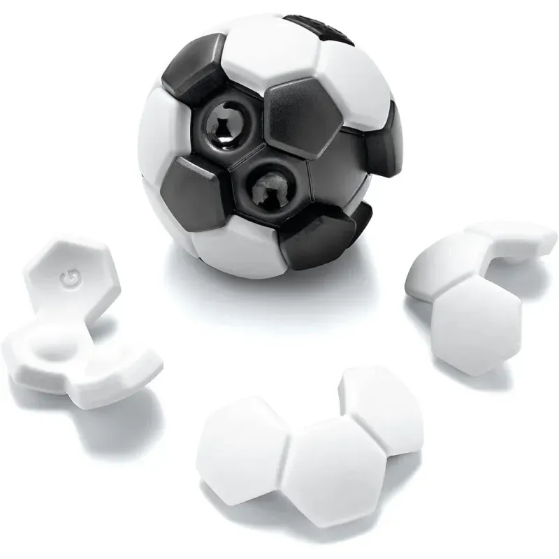 Jucarii, Copii si Bebe - Jucarii si jocuri - Jocuri si puzzle - Jocuri de societate - Joc de societate Plug & Play Ball – Joc de logica 3D in forma de minge (editie in limba romana) - Infinity.ro