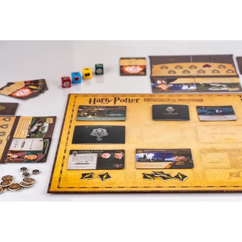 Jucarii, Copii si Bebe - Jucarii si jocuri - Jocuri si puzzle - Jocuri de societate - Harry Potter – Batalia de la Hogwarts (RO) Joc de baza – cooperativ - Infinity.ro