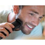 Ingrijire personala si Cosmetice - Aparate & accesorii ingrijire personala - Aparate de ras si tuns - Aparate de tuns - Aparat de tuns barba PHILIPS BT3234/15, Lame din otel inoxidabil cu ascutire automata, 0.5-10mm, utilizare fara fir, 60 - Infinity.ro