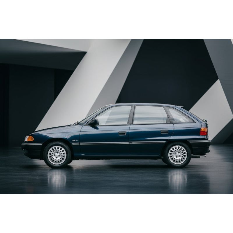 Auto si Moto - Intretinere auto - Stergatoare - Stergatoare Opel Astra F Hatchback (1991–1998) TeamCar® Flat – Set complet - Infinity.ro