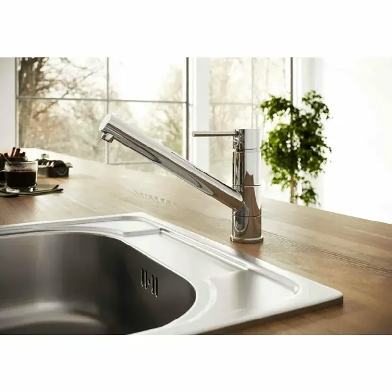 Casa si Gradina - Sanitare - Chiuveta bucatarie si accesorii - Baterii bucatarie - Baterie bucatarie Ferro Fiesta crom - Infinity.ro