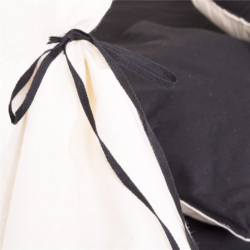 Petshop - Accesorii petshop - Jucarii animale - Jucarii educative - Cort copii Sersimo stil indian Teepee Tent cu fereastra, covoras gros si 2 perne, alb negru - Infinity.ro