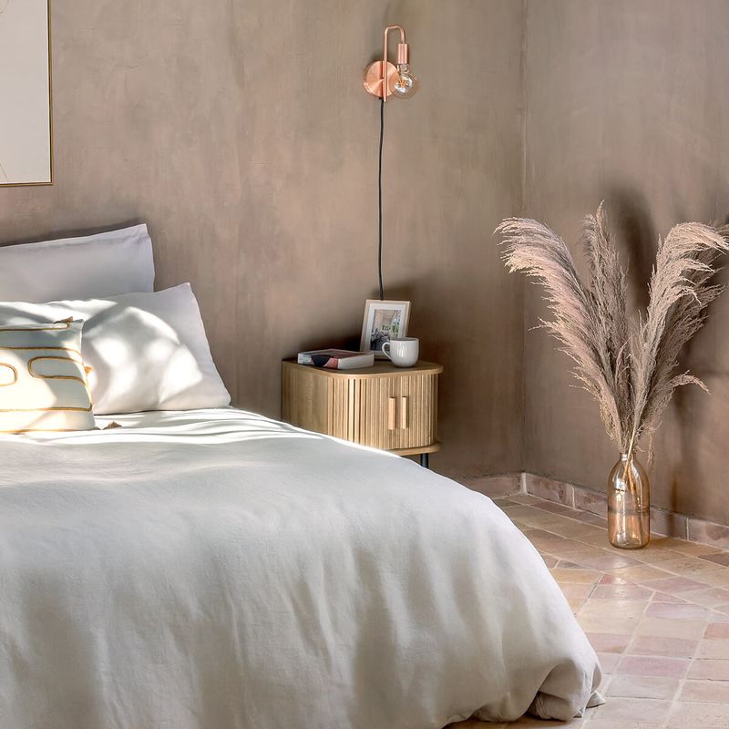 Casa si Gradina - Mobilier - Comode si corpuri - Noptiere - Noptiera Atmosphera Colva cu 2 usi, MDF si picioare metalice, 40x40x53 cm, bej - Infinity.ro