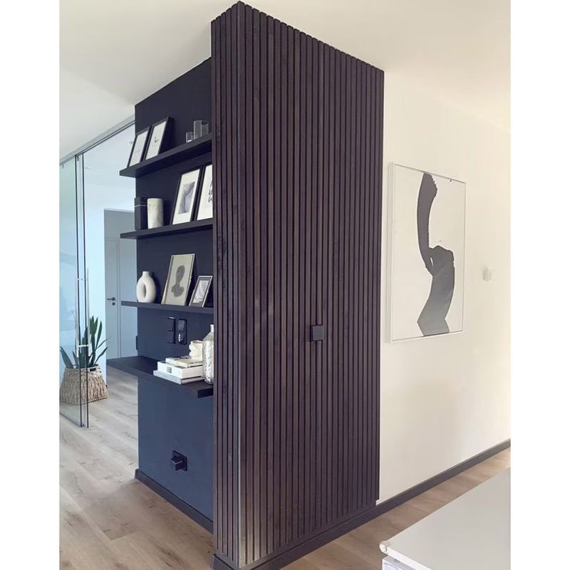 Casa si Gradina - Gradina si terasa - Garduri, panouri si accesorii - Riflaj MDF decorativ LDA PREMIUM de tip Panou Acustic, Stejar Maro inchis, 260x40 cm - Infinity.ro