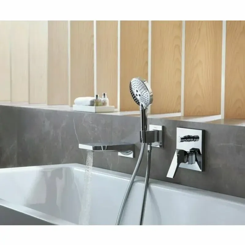 Casa si Gradina - Sanitare - Lavoar baie si accesorii - Baterii sanitare - Baterie cada - dus incastrata Hansgrohe Metropol negru mat - Infinity.ro