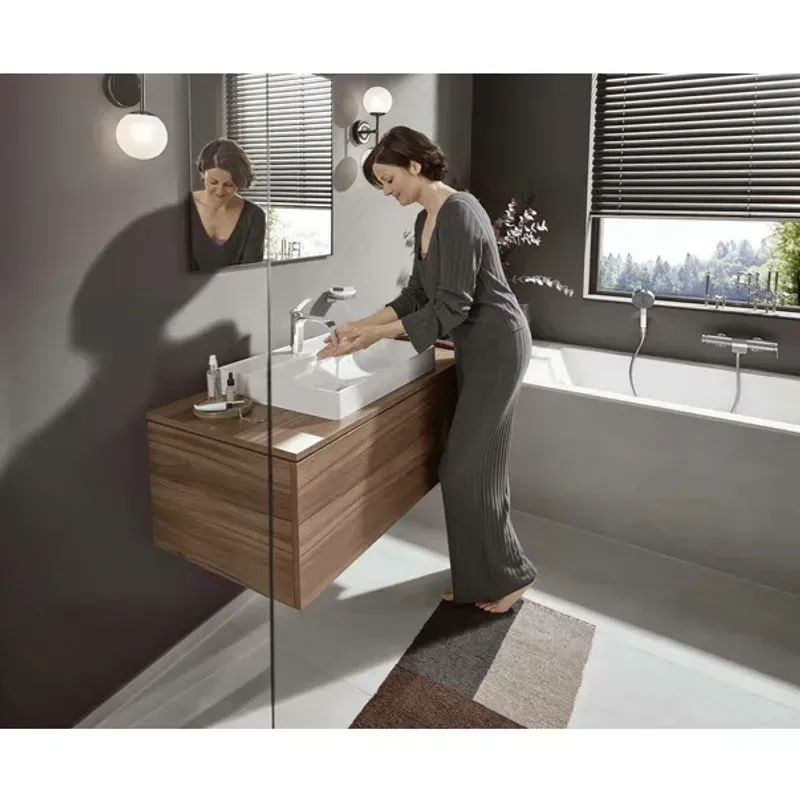 Casa si Gradina - Sanitare - Lavoar baie si accesorii - Baterii sanitare - Baterie cada - dus Hansgrohe Vivenis crom lucios monocomanda - Infinity.ro