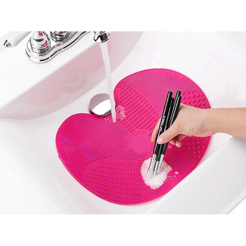 Casa si Gradina - Bucatarie si vesela - Ustensile bucatarie - Seturi ustensile de bucatarie - Covoras Pentru Curatarea Ustensilelor De Machiaj Brush Spa - Infinity.ro
