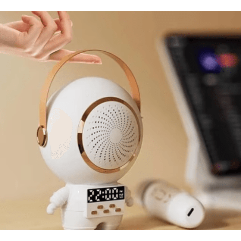 TV, Audio-Video si Foto - Portabile audio - Boxe portabile - Mini boxa portabila Bluetooth cu 1 microfon wireless pentru copii statie Karaoke model Astronaut - Infinity.ro