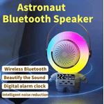 TV, Audio-Video si Foto - Portabile audio - Boxe portabile - Mini boxa portabila Bluetooth cu 1 microfon wireless pentru copii statie Karaoke model Astronaut - Infinity.ro