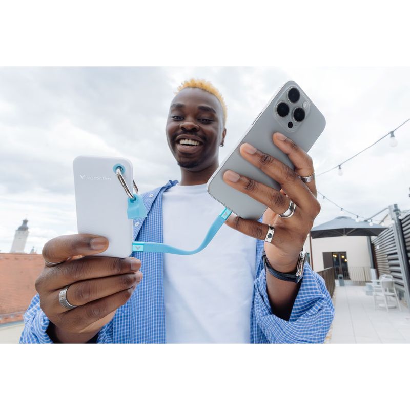 PC, gaming si accesorii - Periferice PC - SSD-uri externe - Pocket SSD Verbatim, Summer Edition, 1TB, USB-C 3.2 Gen 2, Doua huse cauciuc alb si albastru deschis, Alb - Infinity.ro